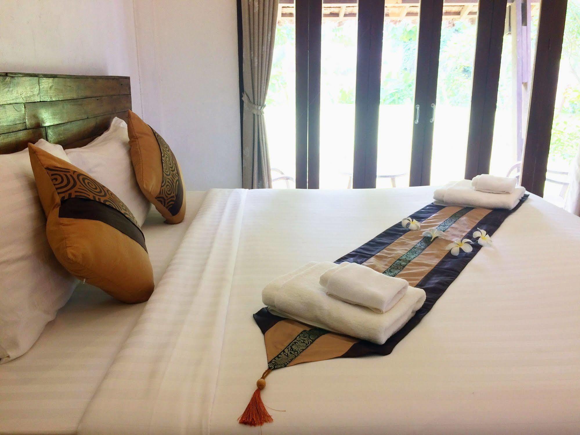 Villa Huen Muang Pai Extérieur photo